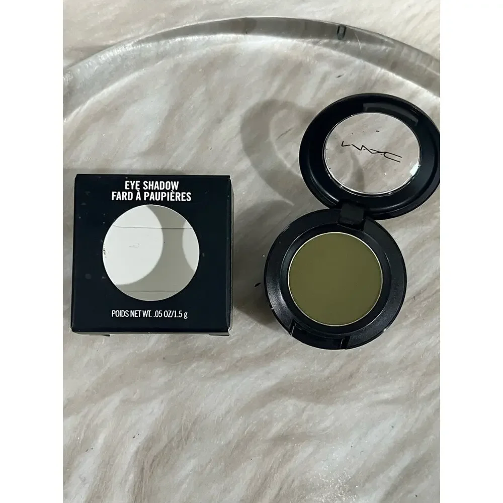 NEW MAC Cosmetics Mo Money Mo Problems Soft Matte Powder Eyeshadow